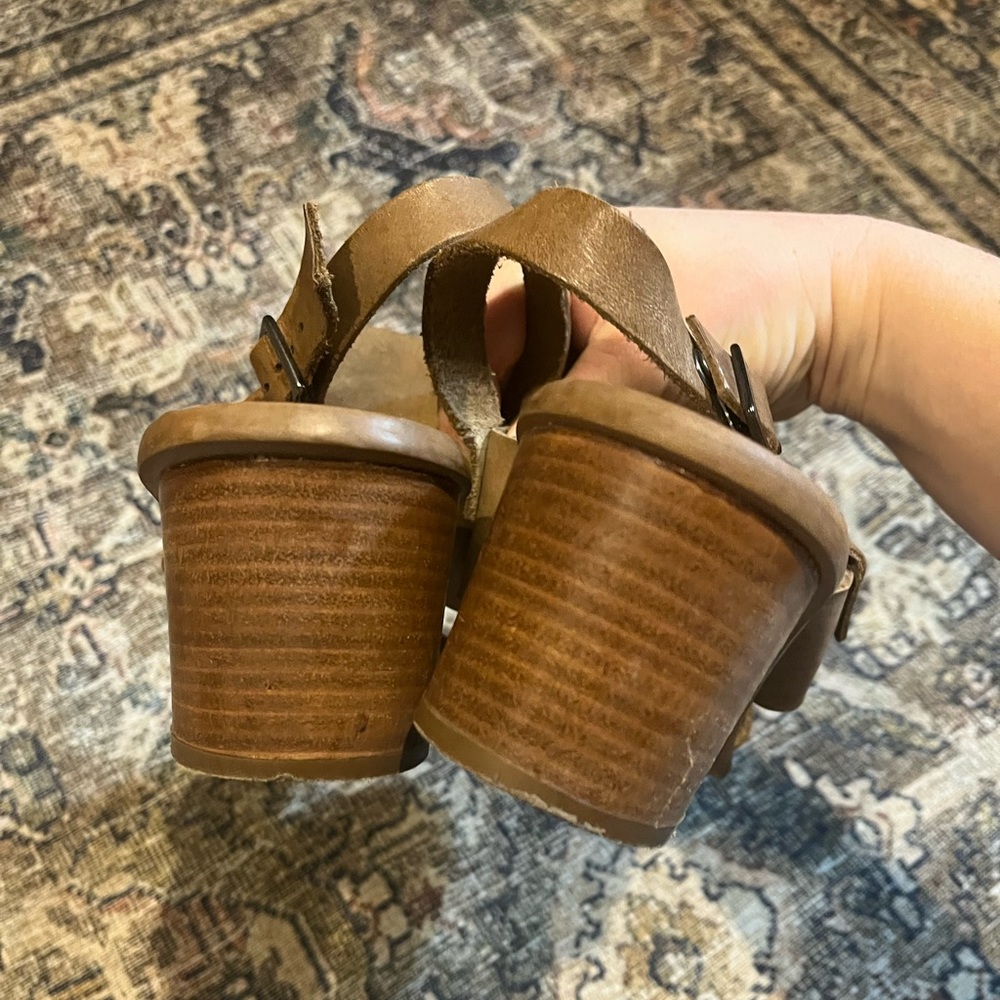 Barbara Barbieri Leather Sandals 9 View 5